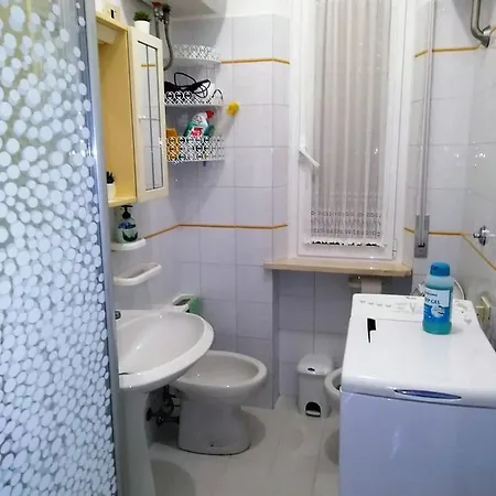 Appartement Via Ancona A 50mt Dal Mare